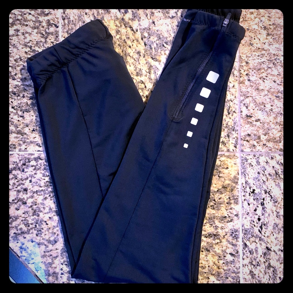 SKECHERS Fleece lined athletic pant EUC SZ MED.